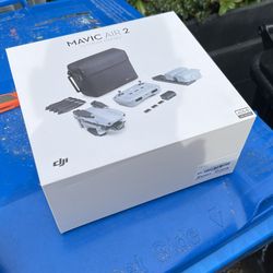 Mavic AIR box