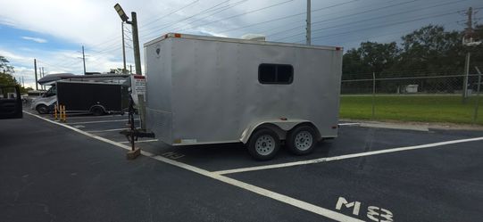 14ft  enclosed trailer with AC