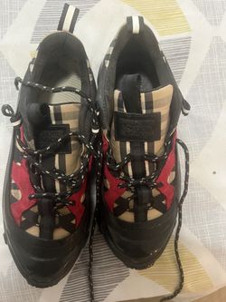 Burberry Sneakers 