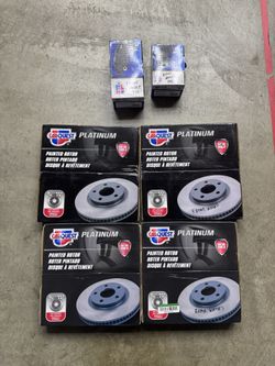Jeep Renegade Brake Kit – Rotors + Pads (2015–2023)