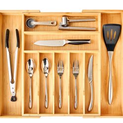 Umilife Large Expandable Kitchen Silverware Utensils Drawer Organizer, 2.5" Extra High Adjustable Drawer Divider with Curved Grooves, Bamboo Wood Cutl