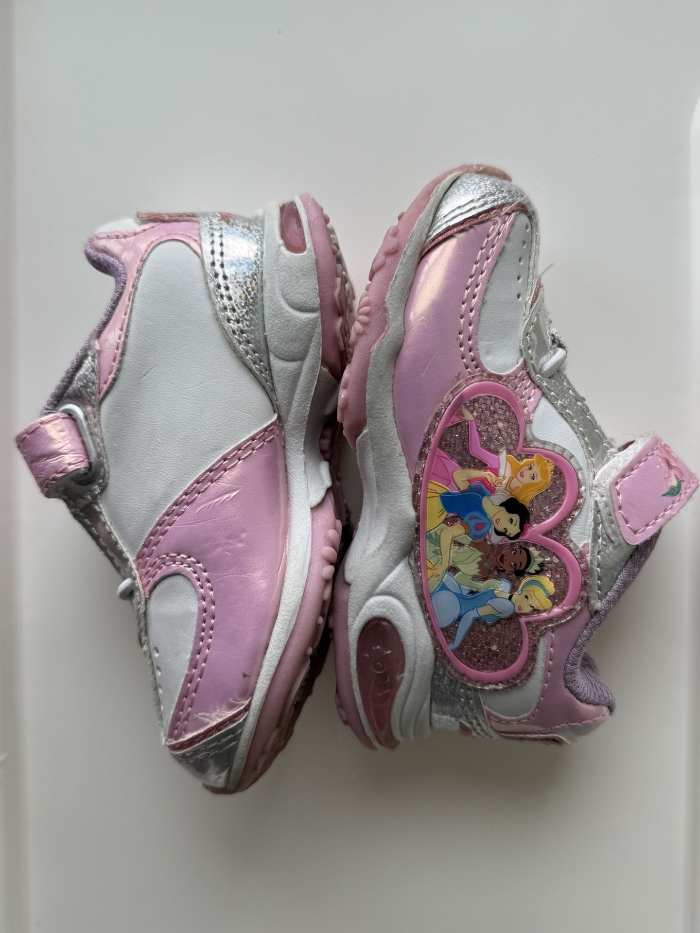 Disney Princess Light-Up Baby Sneakers – Size 5, Pink