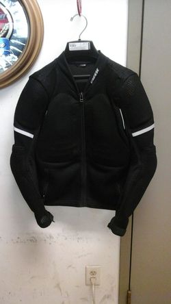 Dainese City Guard D1 Motorcycle Jacket Medium for Sale in Columbus OH OfferUp