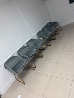 Accent Chairs - Qty 10 (40$ EACH)