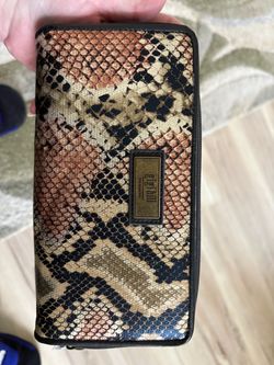 New Gigi hill wallet