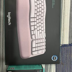 Logitech Wave Keys And Mouse 