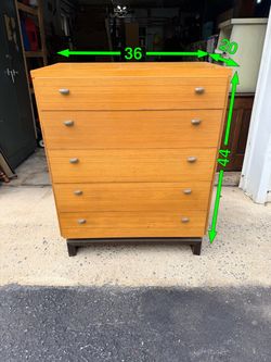 5-Drawer Wood Dresser 36x20x44