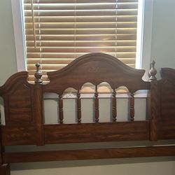 Free Wood Queen Bed Frame & Headboard