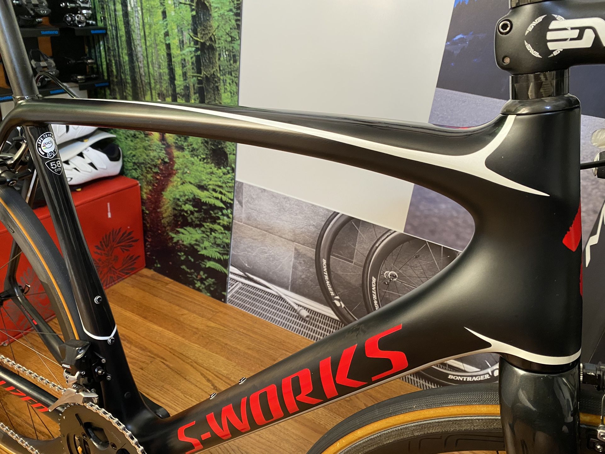 2017 Specialized S-Works Tarmac, Sram eTap, Roval Rapide CLX 40 Carbon Wheels, 11-speed, 58cm, Like New!