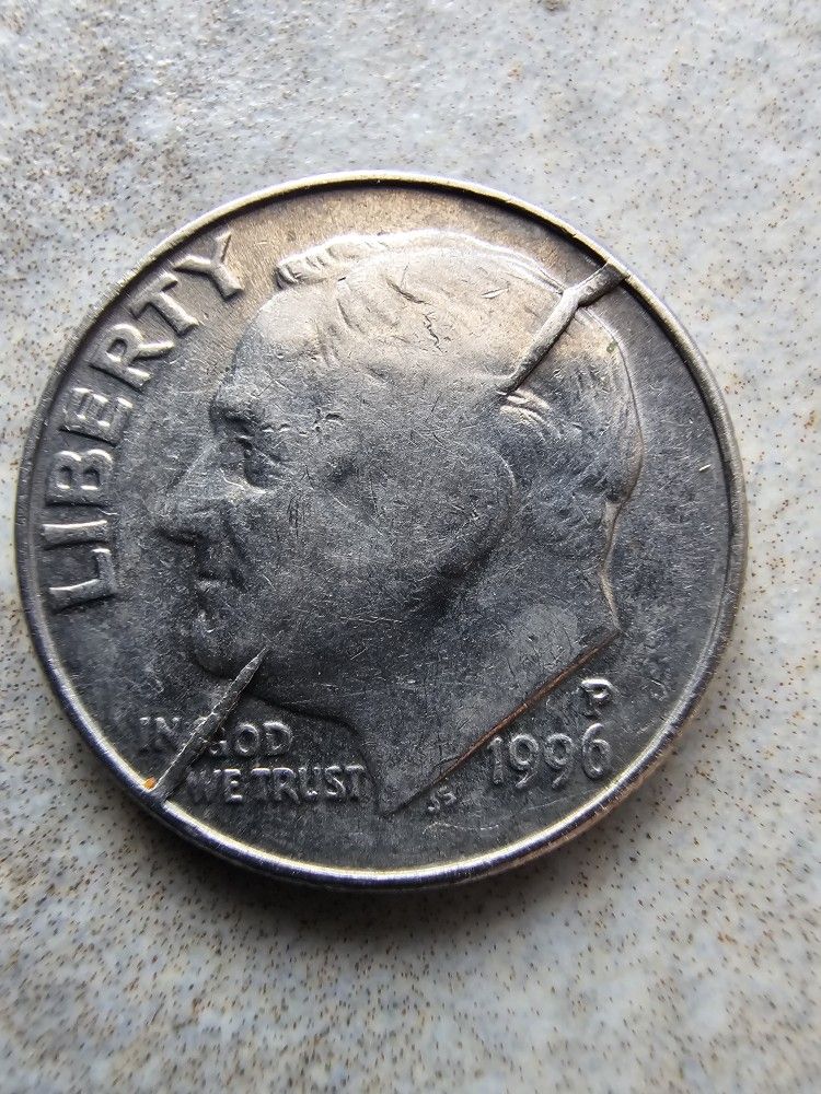 (Error Dime) 1996 P Dime Split Obverse Die Error