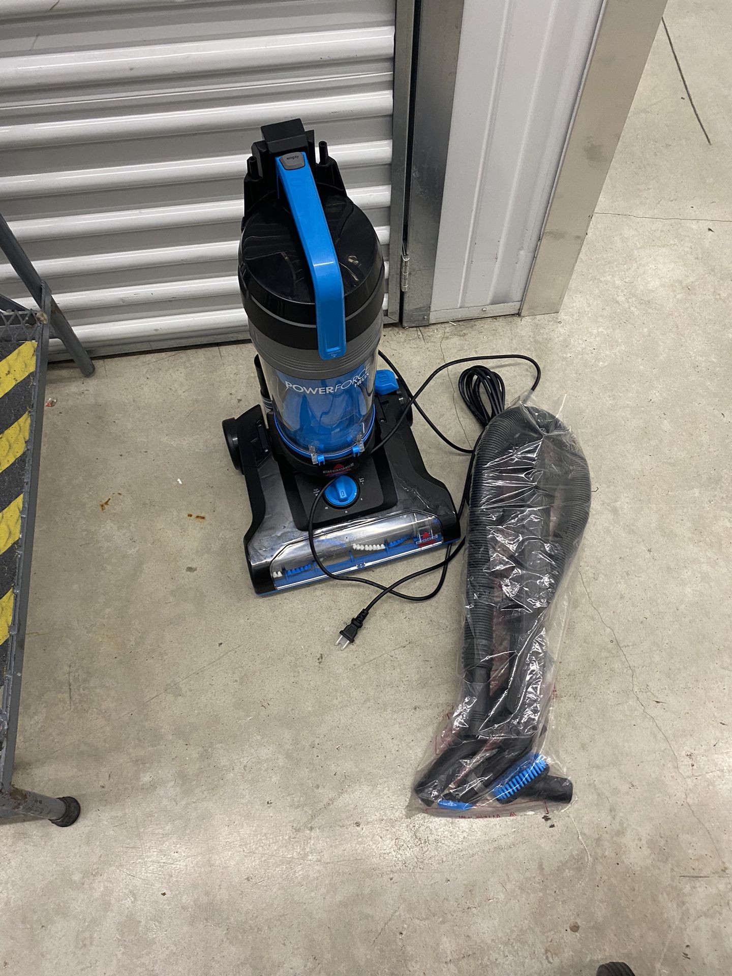 BISSELL PowerForce Helix Turbo Rewind Pet Upright Vacuum