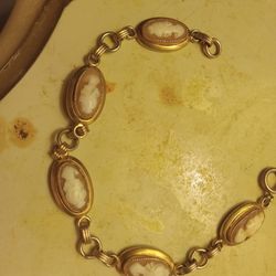 Cameo Bracelet Set In Gold Filled 
