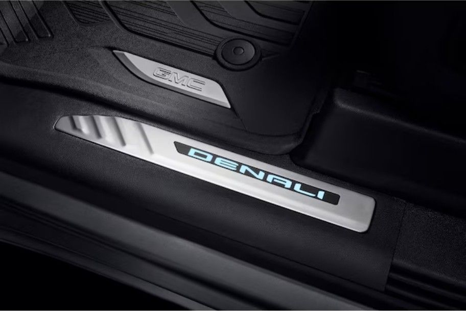 GMC SIERRA DENALI Door Sill Signs