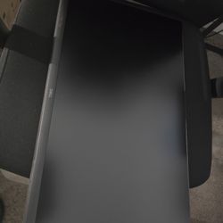 2 New Dell Monitor And Mouse/keyboard