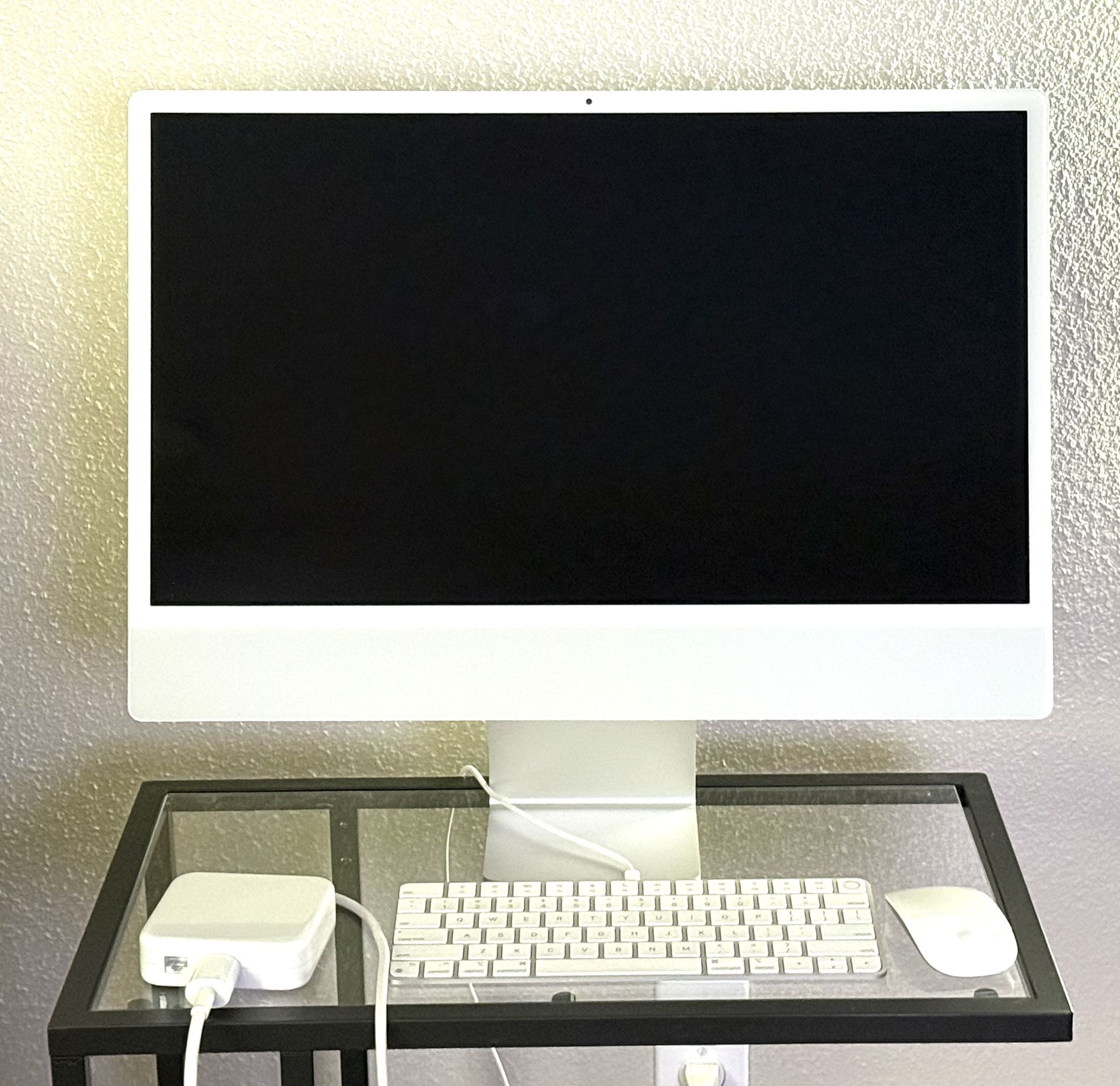 Apple iMac 24″ (M1, 2021) – 4.5K Retina Display, 8 GB RAM, 512 GB SSD, Touch ID – Silver