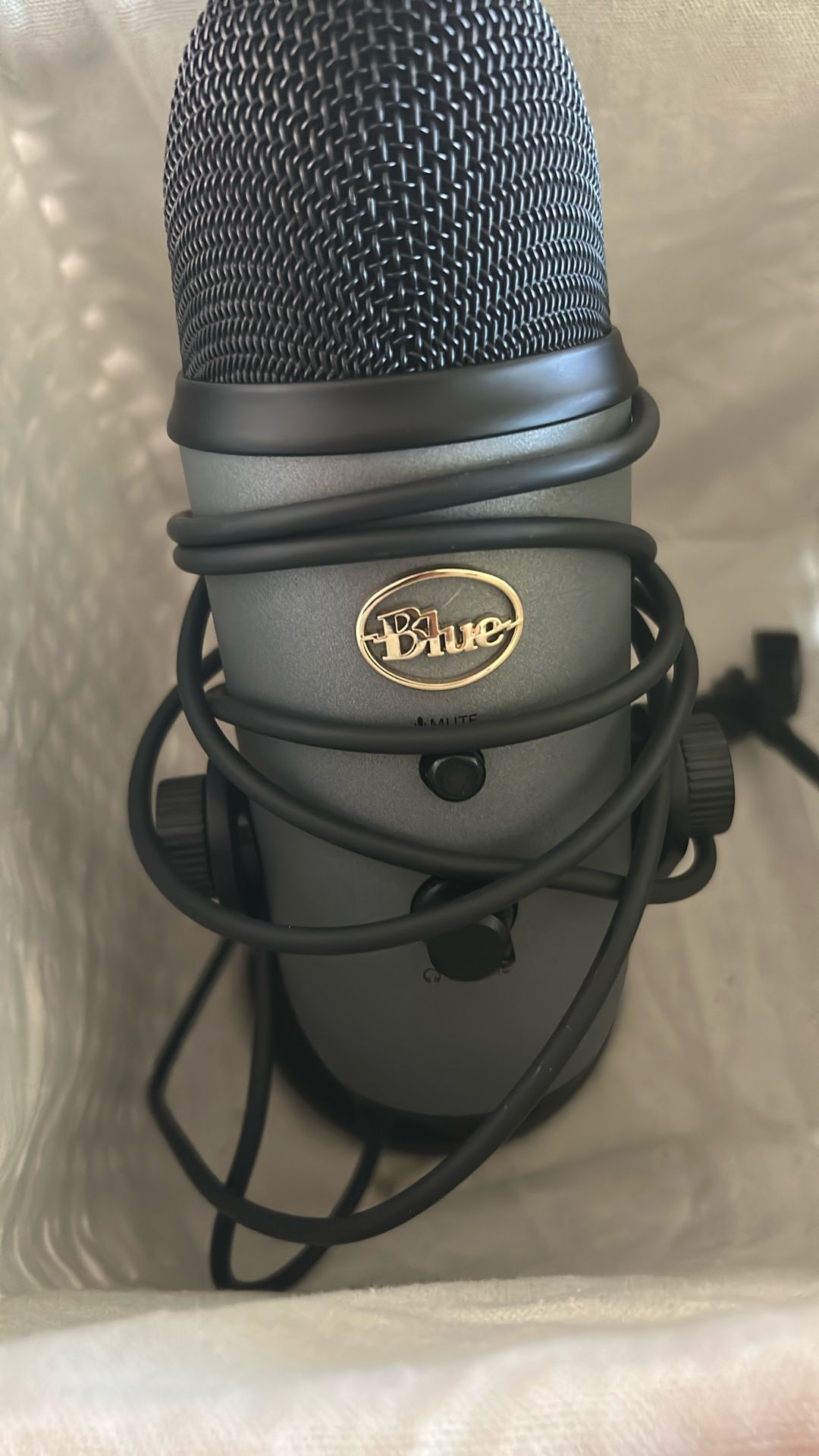 Blue Yeti Stereo Microphone 