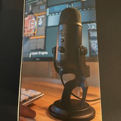 Blue Yeti Blackout Mic 