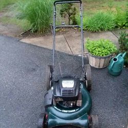 Craftsman Lawnmower 