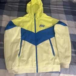 nike windbreaker 