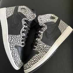 Jordan 1 High Black Elephant Size 7 Youth