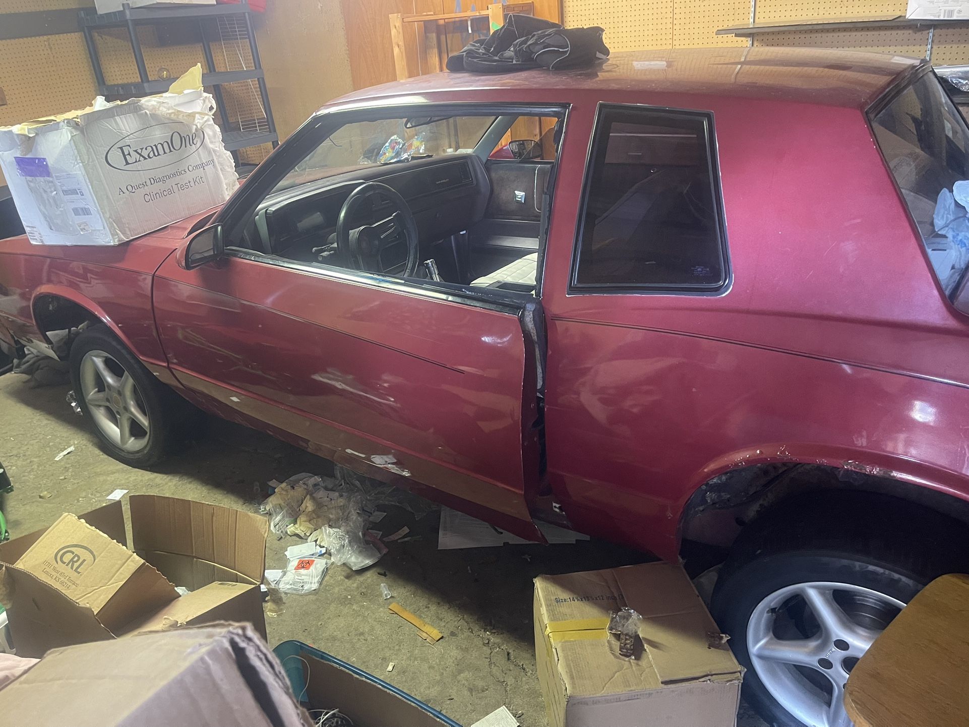 87 Monte Carlo Chrome 350 Edelbrock 