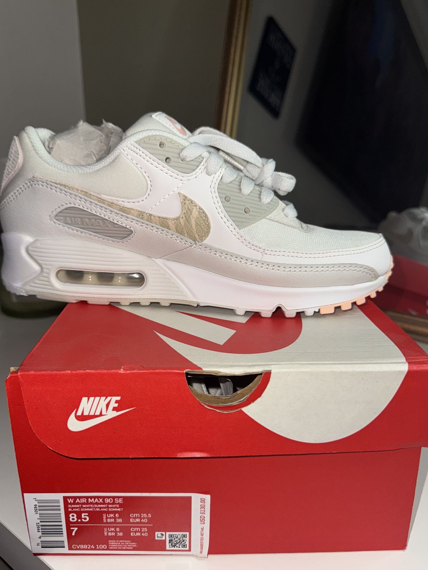 Women's Nike Sneakers Brand New With Box