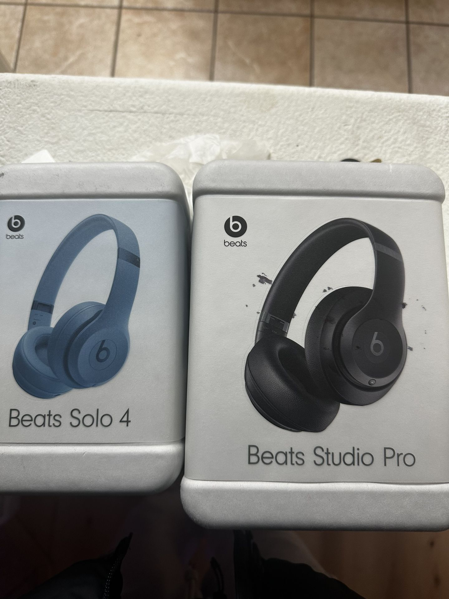 Beats Solo 4s Beats Studios Pro