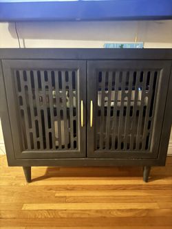 Good condition tv stand