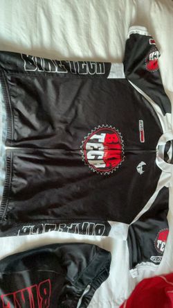 Cycling Kit with extra shorts