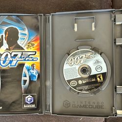 GameCube Controllers And Games 