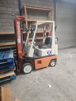 Forklift
