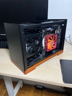 Gaming PC Jonsbo T9 RTX 5060 Ryzen 7 7700 DDR5 32gb