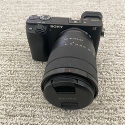 Sony Alpha a6400 Mirrorless Digital Camera
