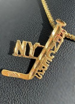 Jewelry 14k solid yellow gold NY Ranchers Hockey 🏑 Pendant charm