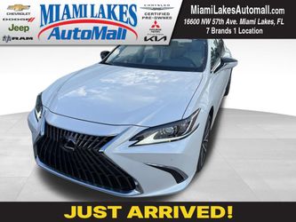 2025 Lexus ES 350