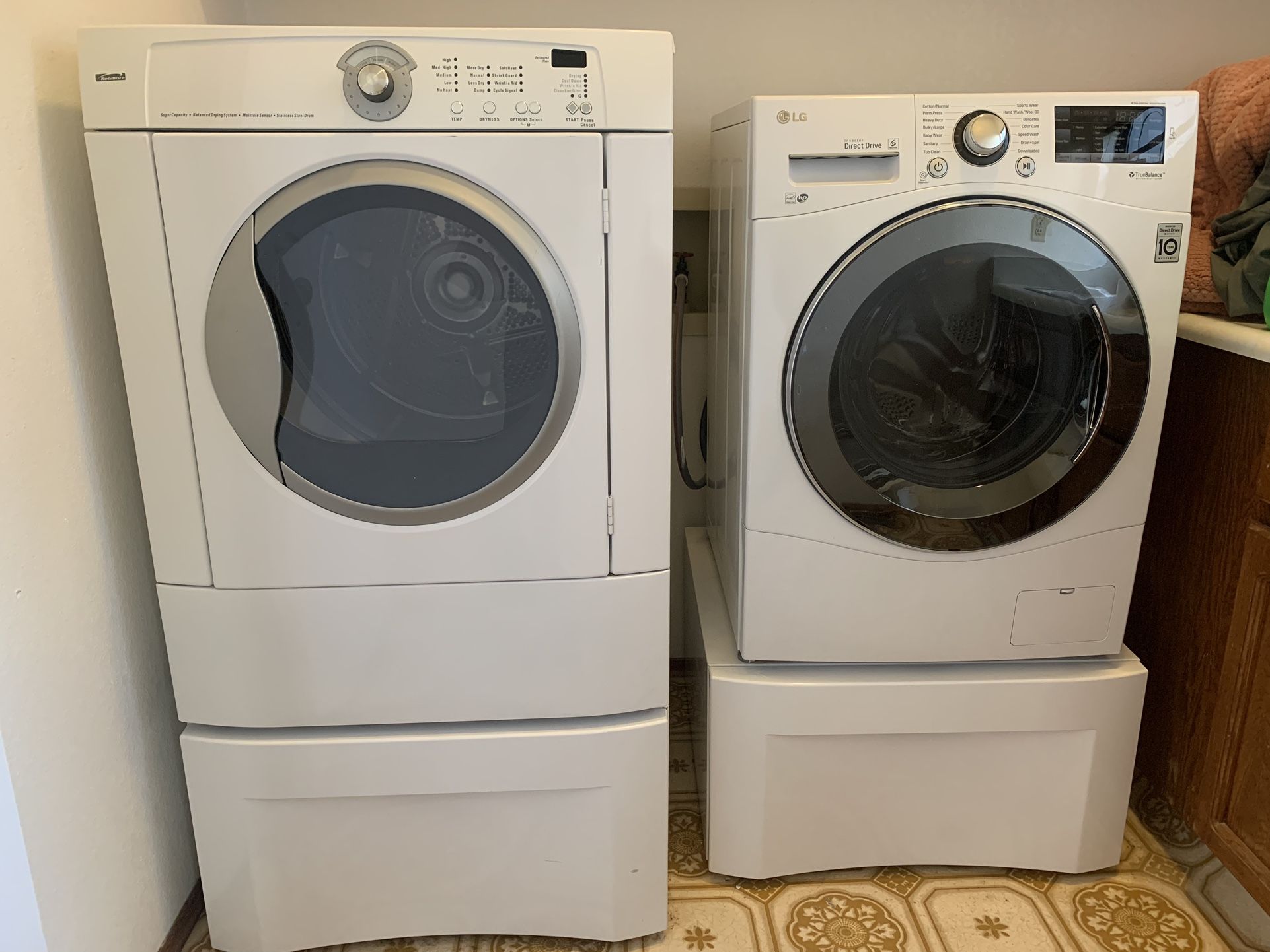 Kenmore LG Front Load Washer And Dryer 