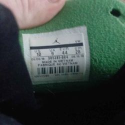 Jordan 8 Retro Tinker "Air Raid"