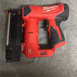 Milwaukee Pin Nail Gun 