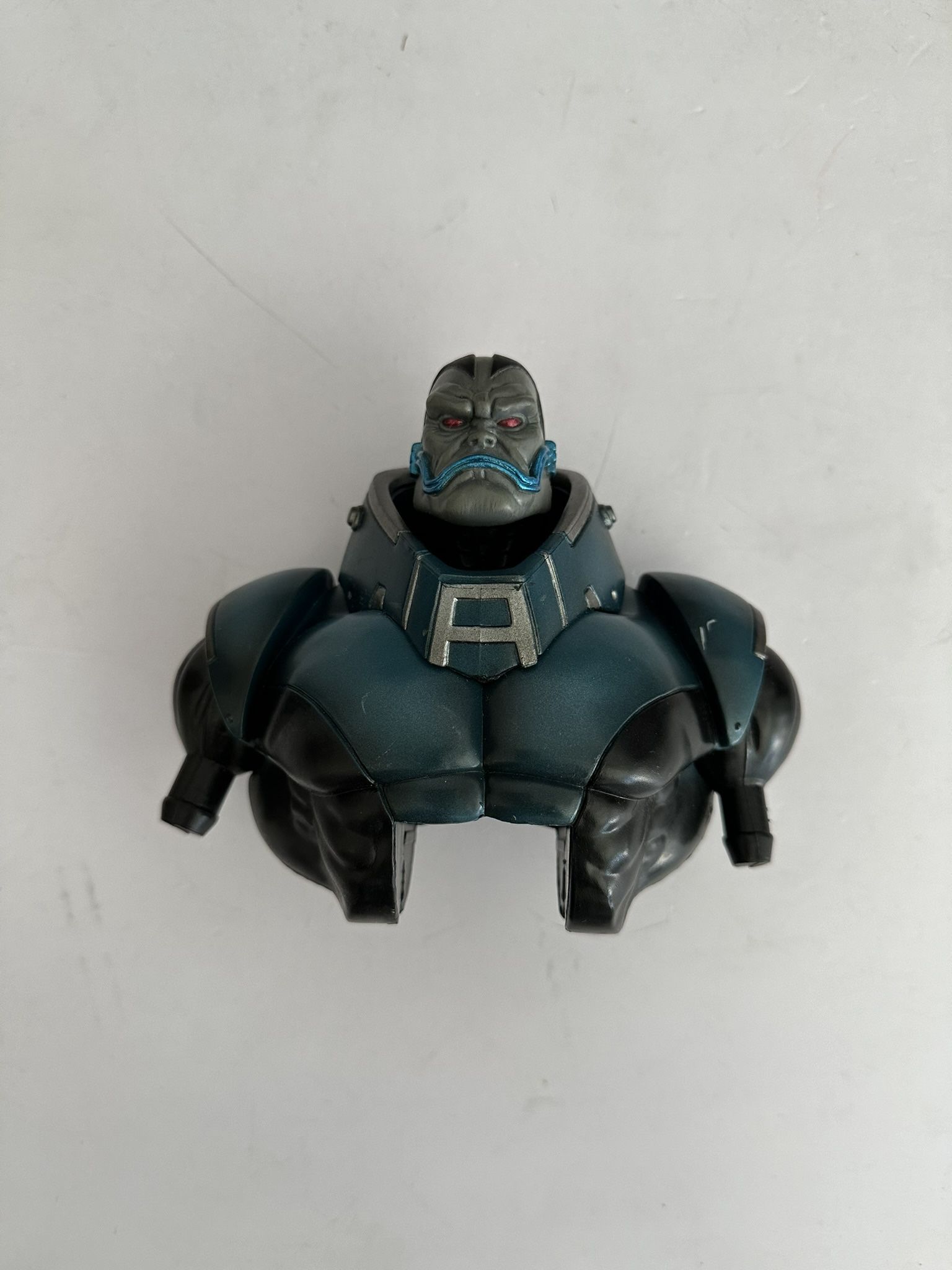 2005 ToyBiz Marvel Legends Apocalypse Head And Torso BAF