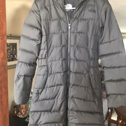 Woman’s North Face Winter Jacket 