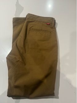 New levies dress pant 34 waist