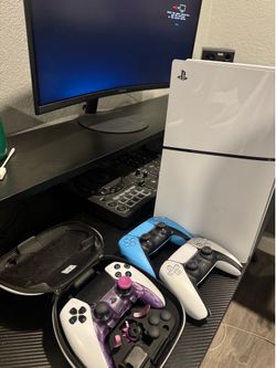 PLAYSTATION 5 SLIM DISC/digital, AND DUAL SENSE CONTROLLER+ curved monitor