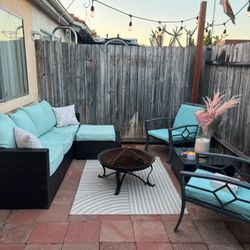 Black Wicker Patio Sofa & Chairs (Frames Only) PLEASE READ DESCRIPTION 