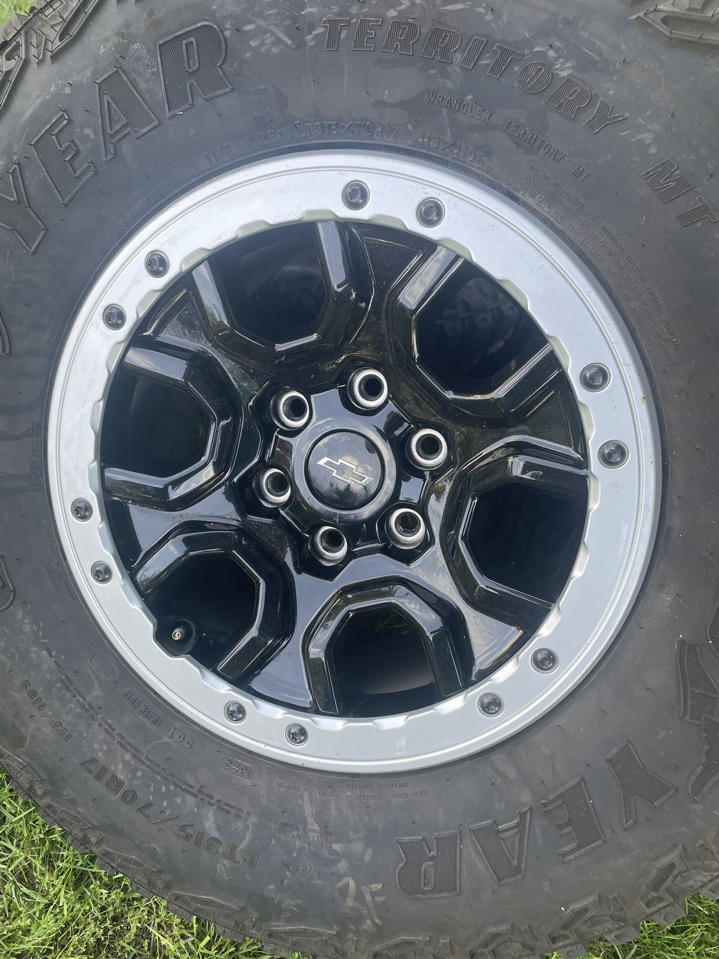 Wheels Tires chevy Silverado. 6x139.7