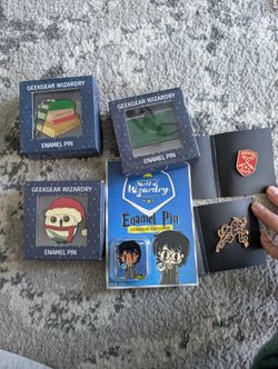Harry Potter Pins Lot
