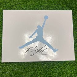 Jordan 4 “University blue”