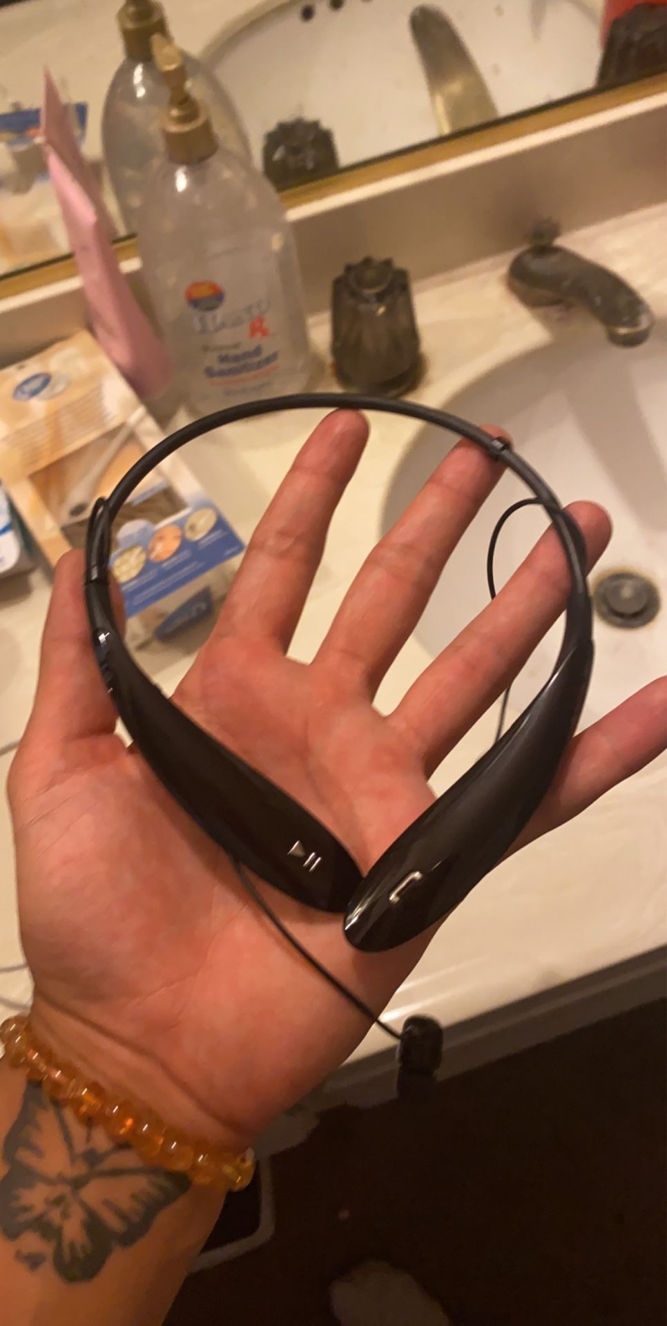 Bluetooth headphones lg