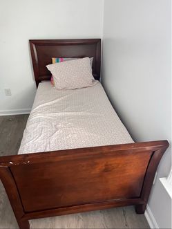 Twin XL bed
