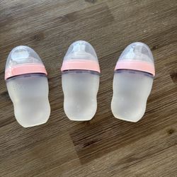 Comotomo Silicone Baby Bottle Pack Of 3 In Pink, 8 oz. 