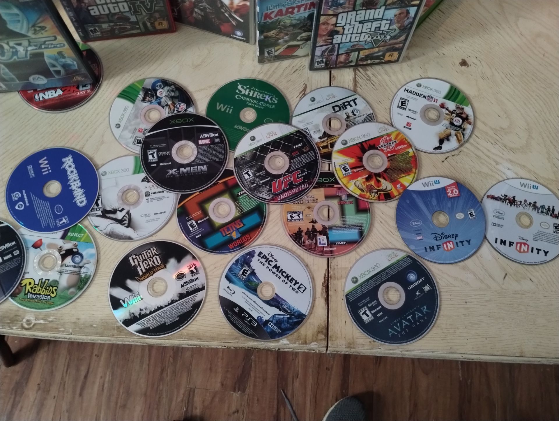 Rare game lot og Xbox games ps3 N64 Wii u ps3 console